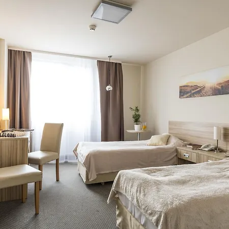 Willa Wiosenna Ozarow Mazowiecki